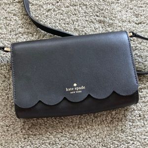 NWOT Black Kate Spade Scalloped Crossbody Bag